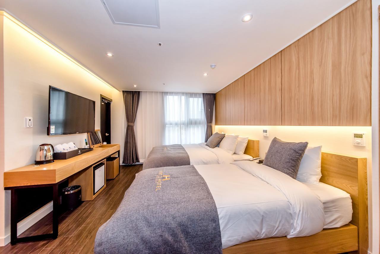 Jeju Hertz Hotel Exteriör bild