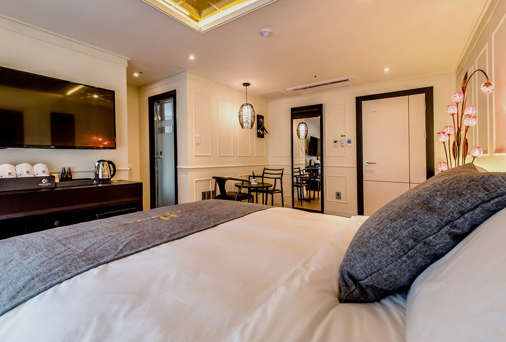 Jeju Hertz Hotel Exteriör bild