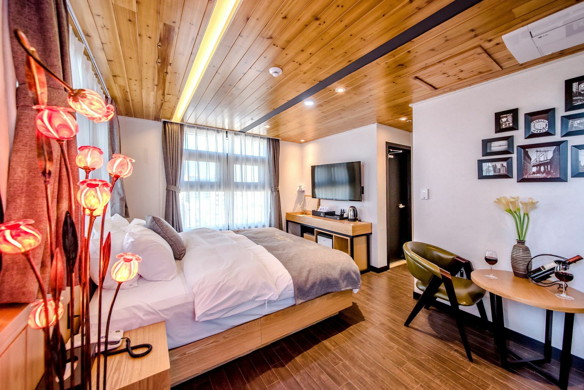 Jeju Hertz Hotel Exteriör bild